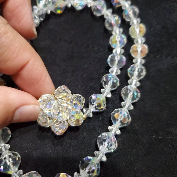 Vintage Iridescent Glass Crystal Beaded Necklace - Picture 11 of 12